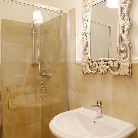 Amelie Apartment