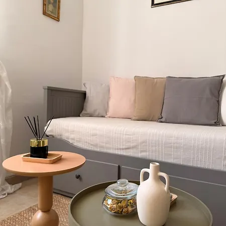 Amelie Apartment